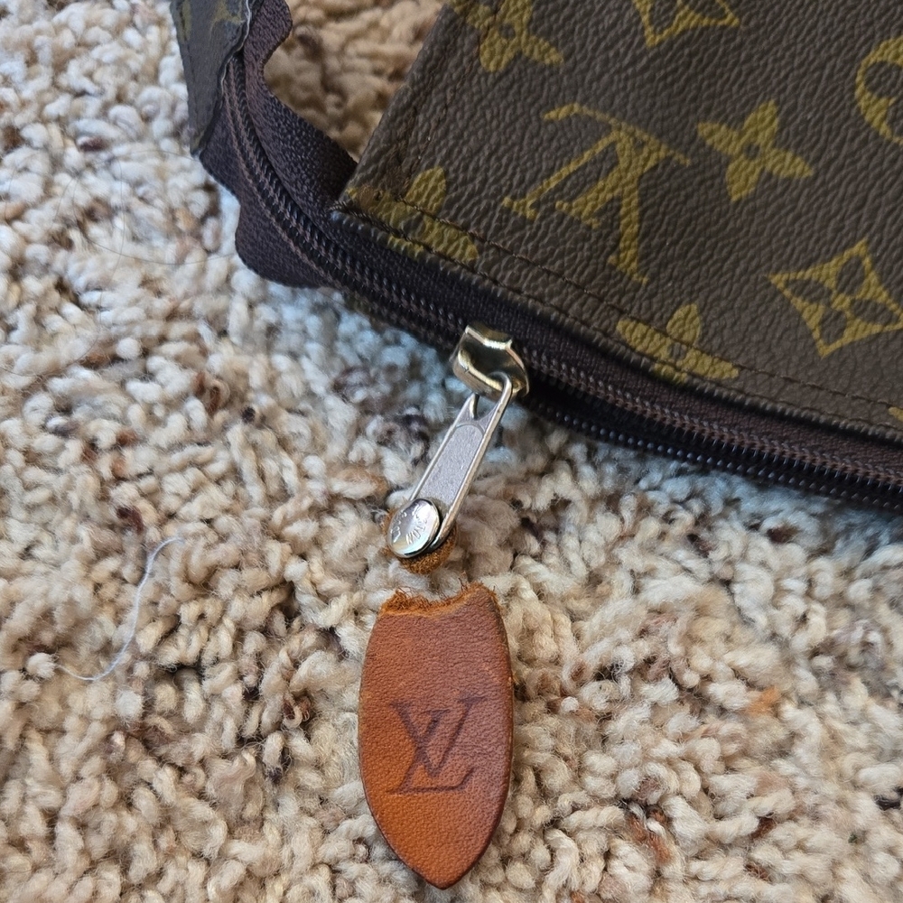 Louis Vuitton Monogram Toiletry Bag in Brown - Picture 11 of 11